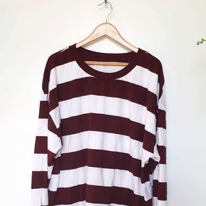 Burghandy and White 90’s classic striped T-shirt